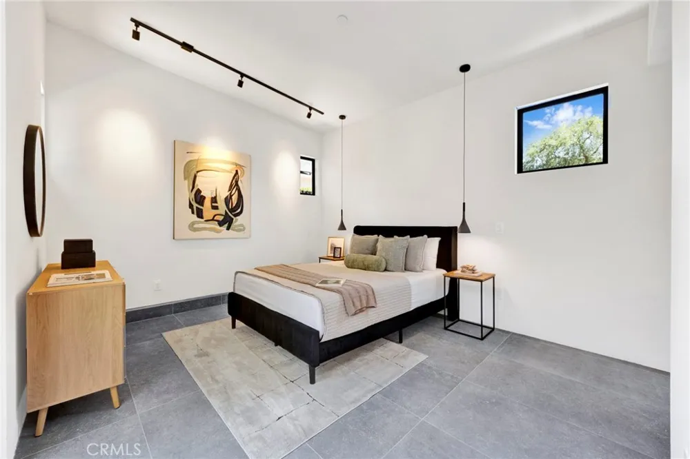 325 W Grandview Avenue Sierra Madre, CA 91024