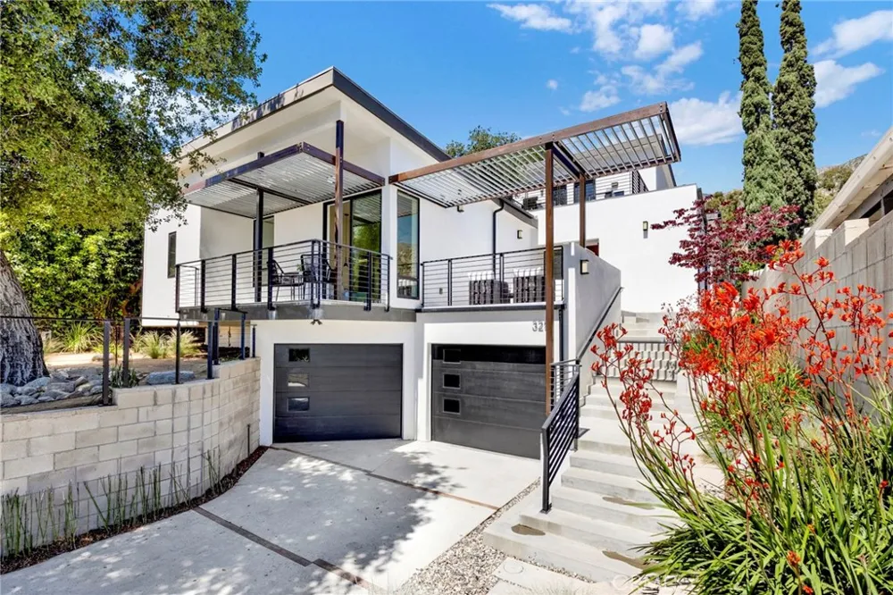 325 W Grandview Avenue Sierra Madre, CA 91024