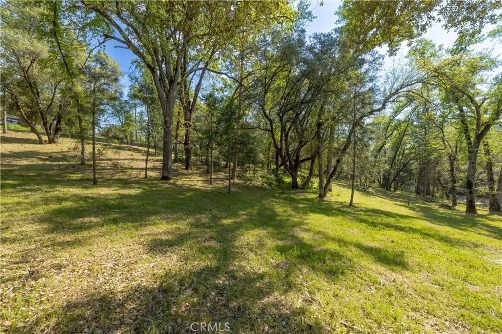 1 Oak Lane Oakhurst, CA 93644