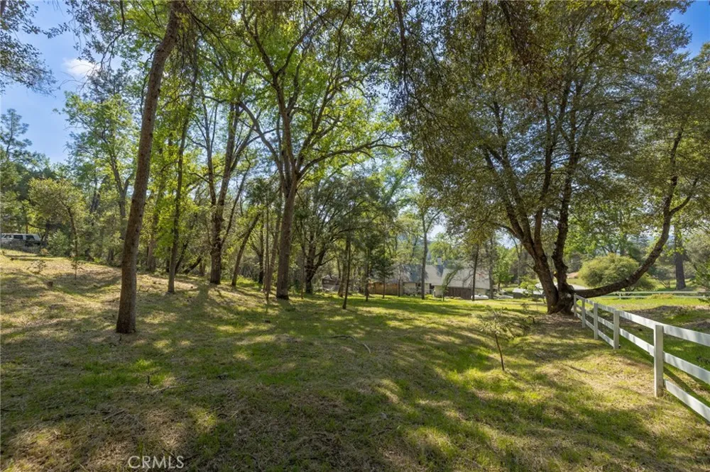 1 Oak Lane Oakhurst, CA 93644