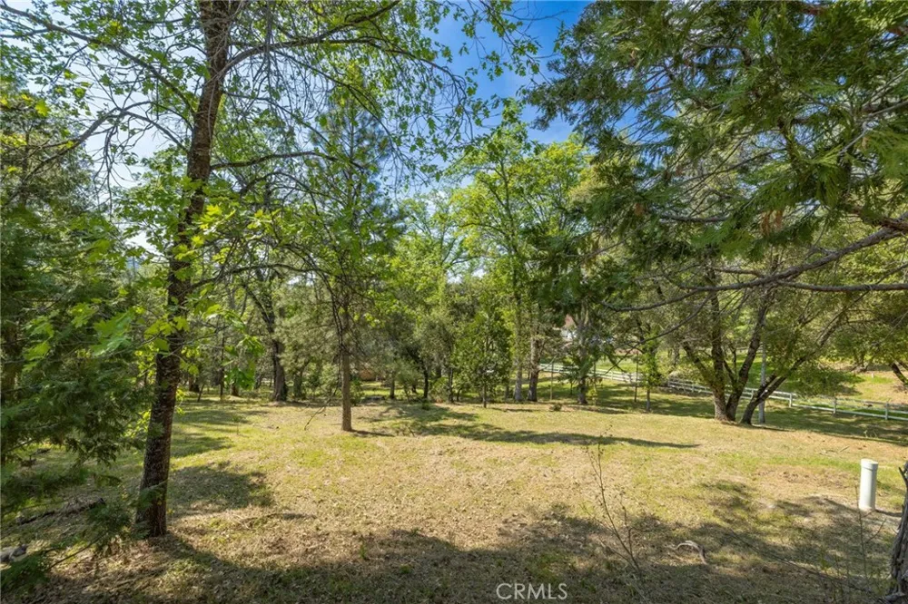 1 Oak Lane Oakhurst, CA 93644