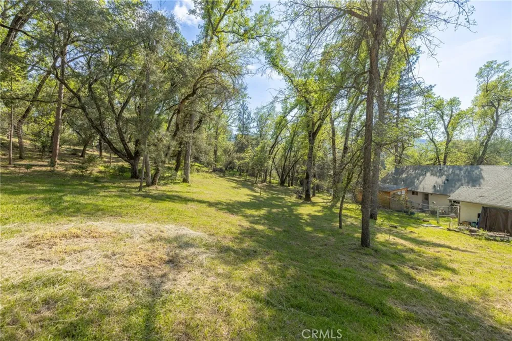 1 Oak Lane Oakhurst, CA 93644