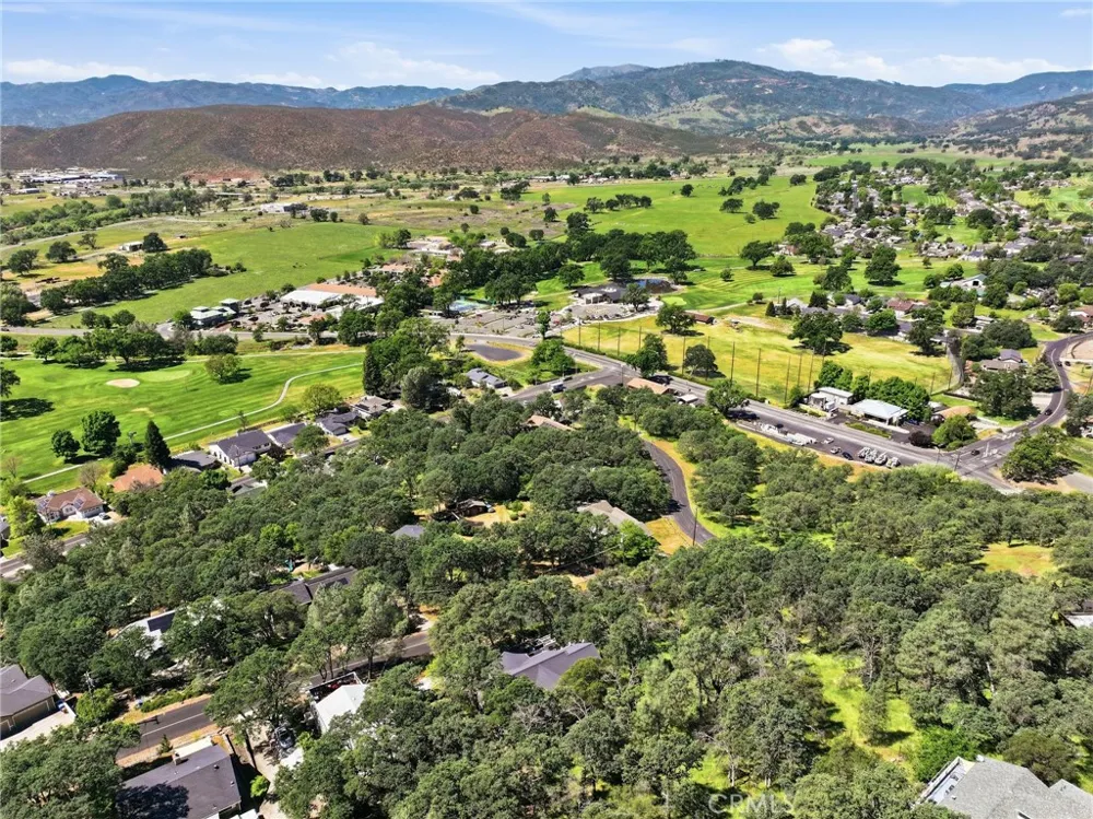 19370 Park Ridge Hidden Valley Lake, CA 95467
