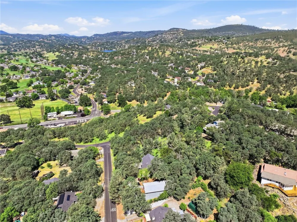 19370 Park Ridge Hidden Valley Lake, CA 95467