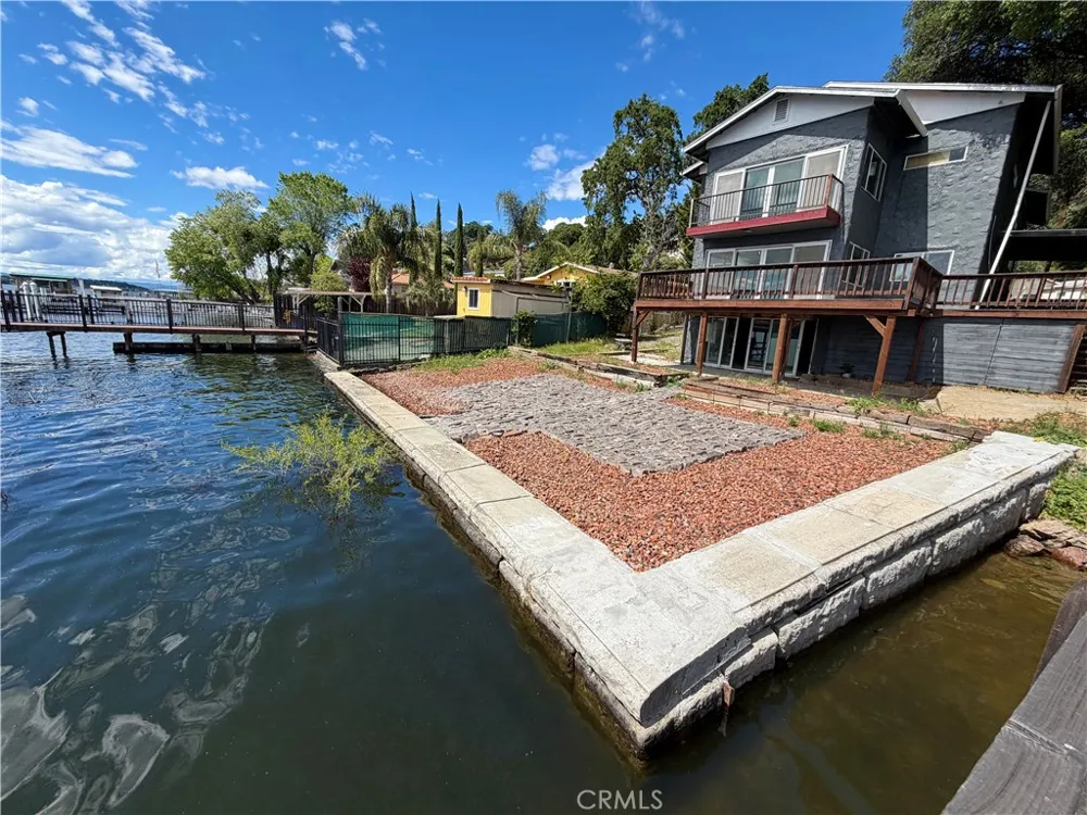 10523 E Highway 20 Clearlake Oaks, CA 95423
