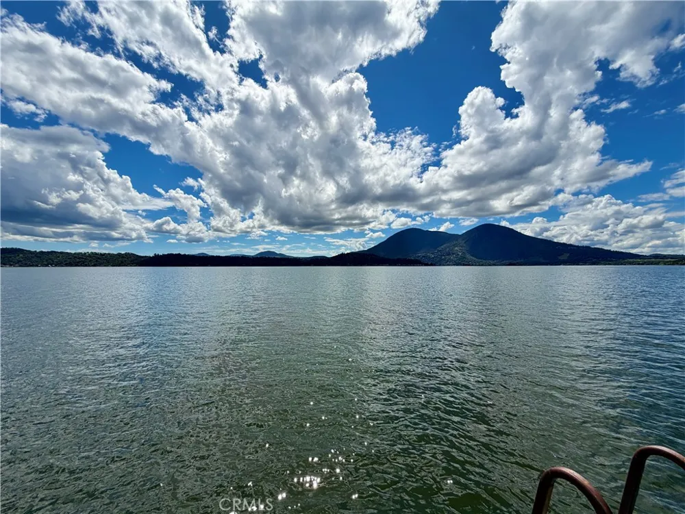10523 E Highway 20 Clearlake Oaks, CA 95423
