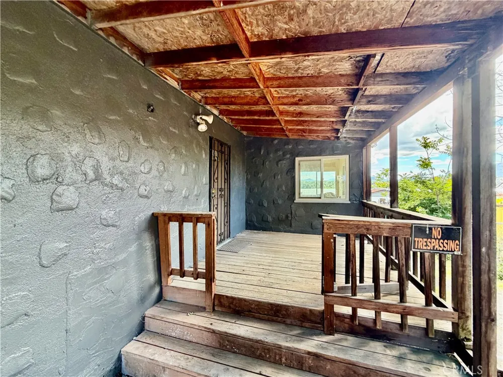 10523 E Highway 20 Clearlake Oaks, CA 95423
