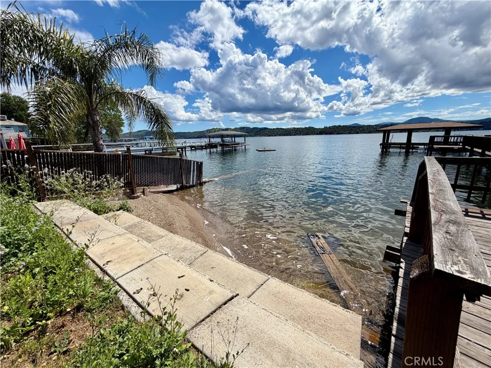 10523 E Highway 20 Clearlake Oaks, CA 95423