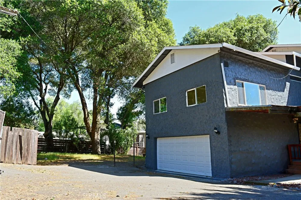 10523 E Highway 20 Clearlake Oaks, CA 95423