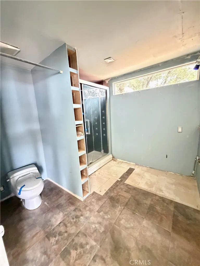 10523 E Highway 20 Clearlake Oaks, CA 95423