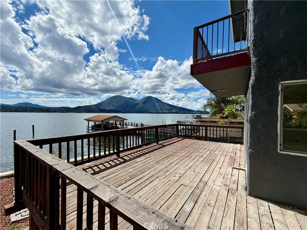 10523 E Highway 20 Clearlake Oaks, CA 95423