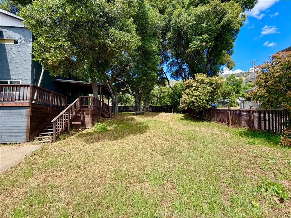 10523 E Highway 20 Clearlake Oaks, CA 95423