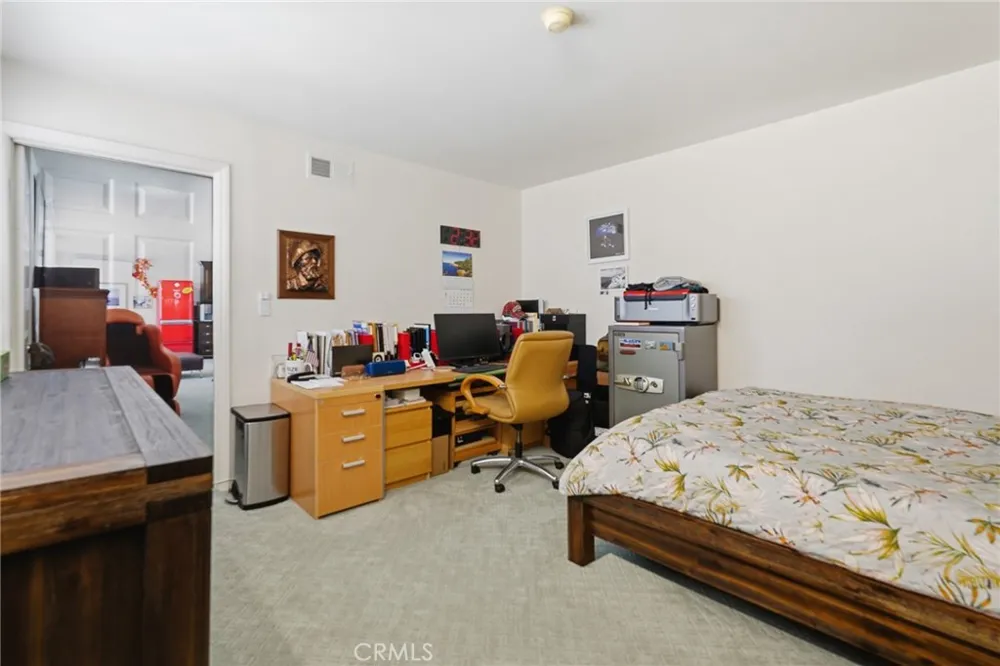 429 Oakhurst Drive #301 Beverly Hills, CA 90210