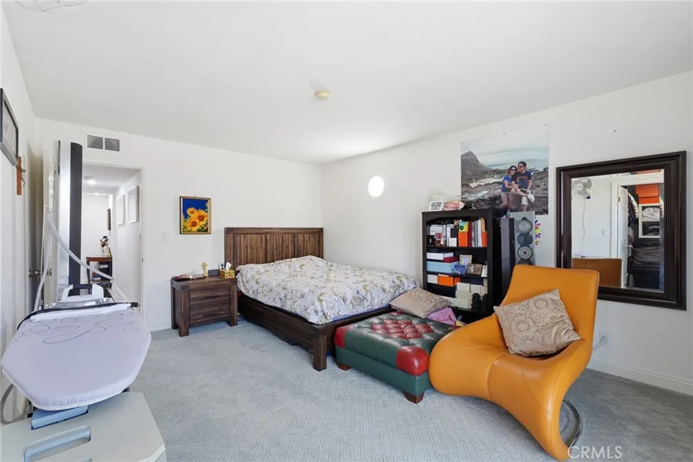 429 Oakhurst Drive #301 Beverly Hills, CA 90210