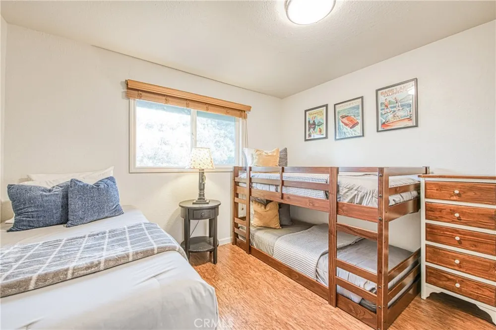 37748 Marina View Drive Bass Lake, CA 93604