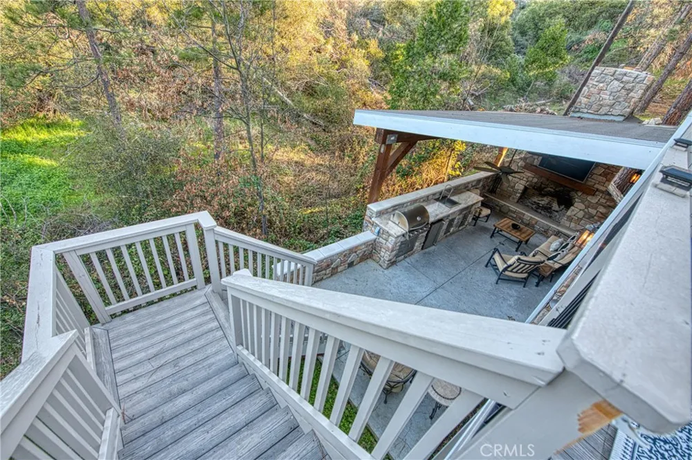 37748 Marina View Drive Bass Lake, CA 93604