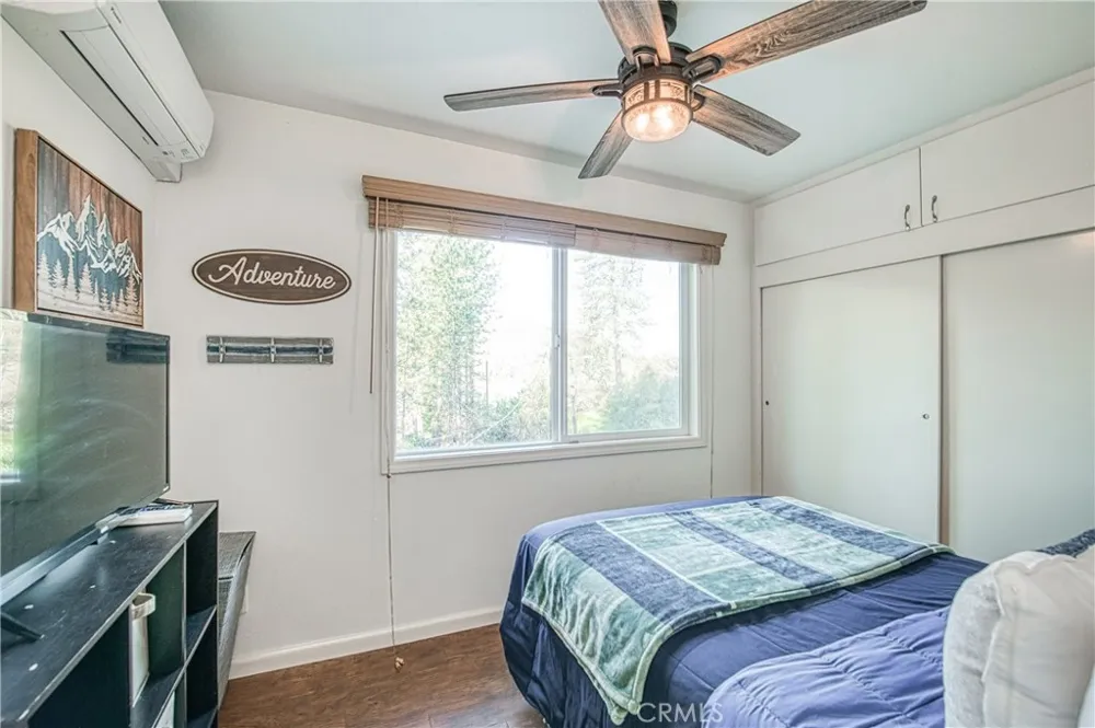 37748 Marina View Drive Bass Lake, CA 93604