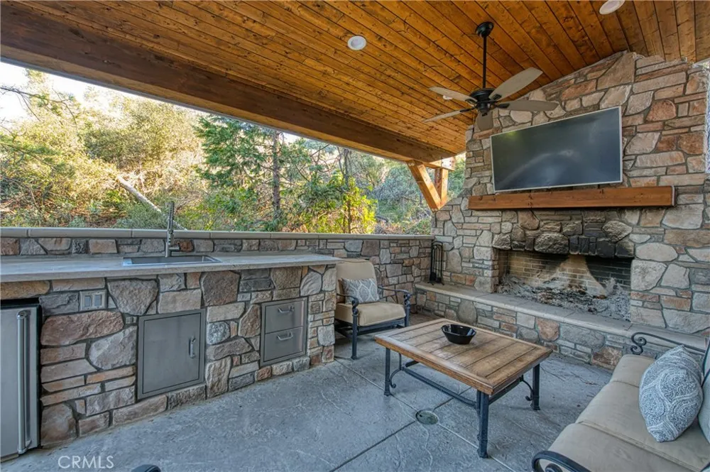 37748 Marina View Drive Bass Lake, CA 93604
