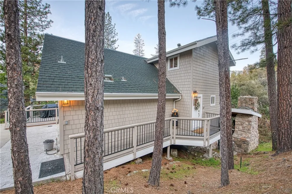 37748 Marina View Drive Bass Lake, CA 93604