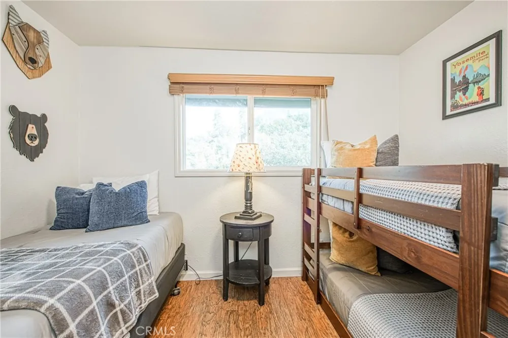 37748 Marina View Drive Bass Lake, CA 93604