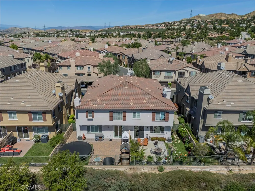 19354 Laroda Lane #165 Saugus, CA 91350