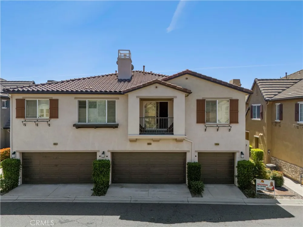 19354 Laroda Lane #165 Saugus, CA 91350