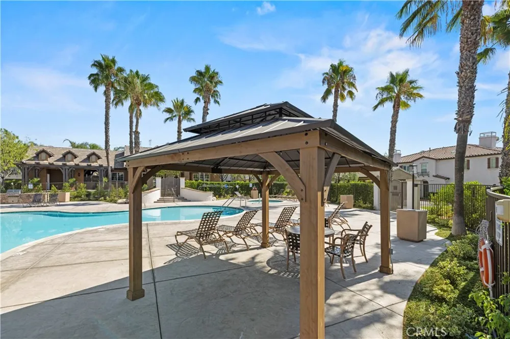 19354 Laroda Lane #165 Saugus, CA 91350
