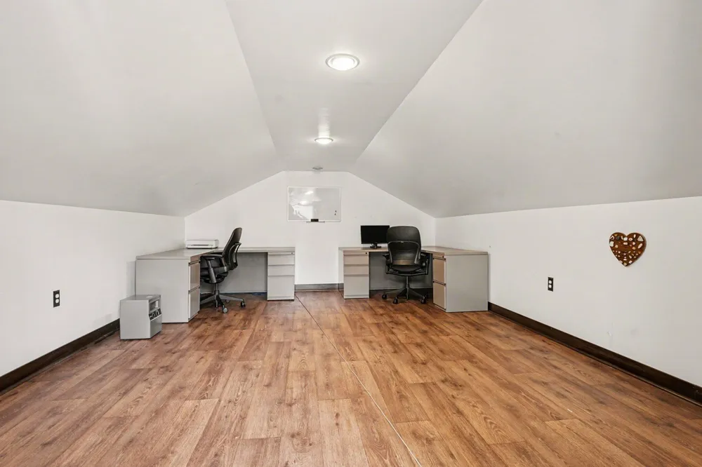 52755 M 43 Bangor, MI 49013