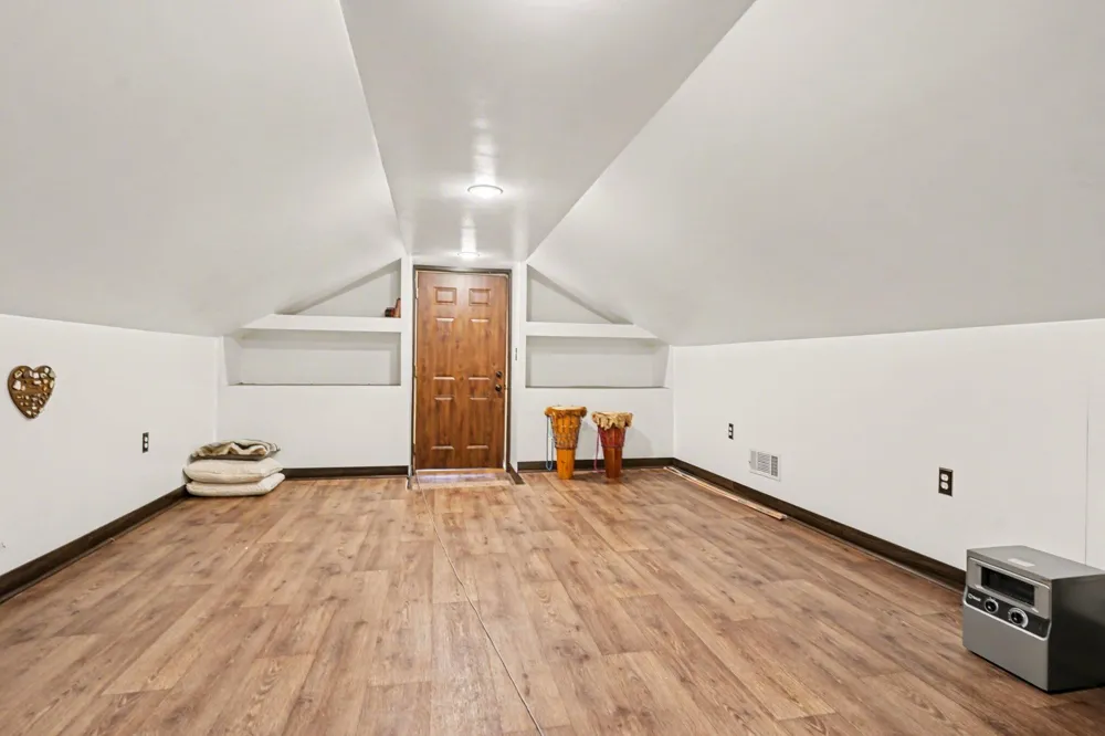 52755 M 43 Bangor, MI 49013