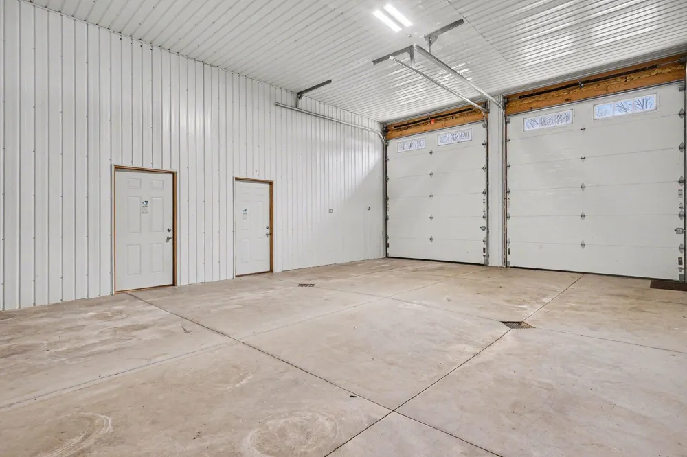 52755 M 43 Bangor, MI 49013