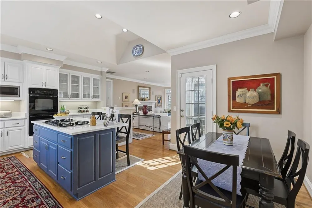19 Summit Drive E Big Canoe, GA 30143