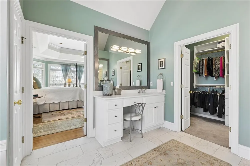 19 Summit Drive E Big Canoe, GA 30143