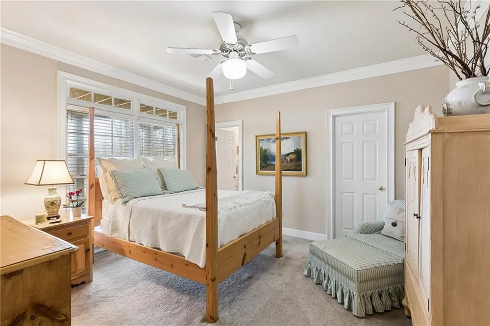 19 Summit Drive E Big Canoe, GA 30143