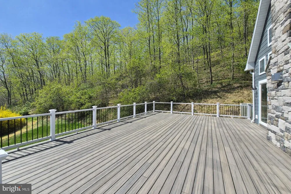 759 RIVER RD Erwinna, PA 18920
