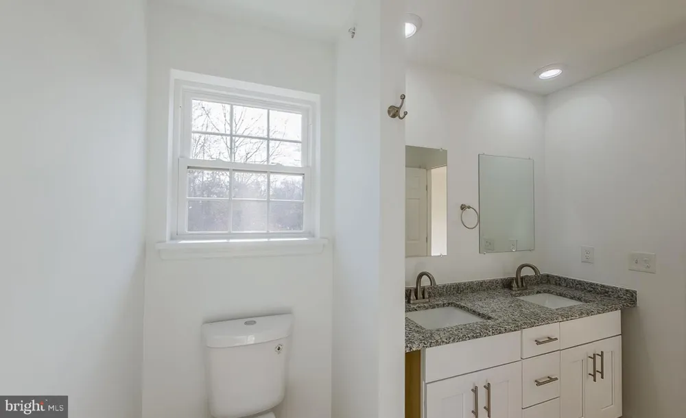 13 NICOLE LANE Hazleton, PA 18202