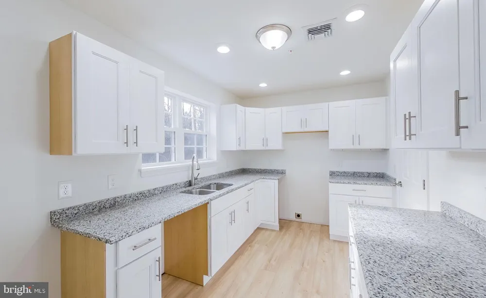 13 NICOLE LANE Hazleton, PA 18202