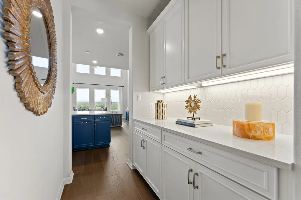 1825 Hazy Hills Loop Dripping Springs, TX 78620