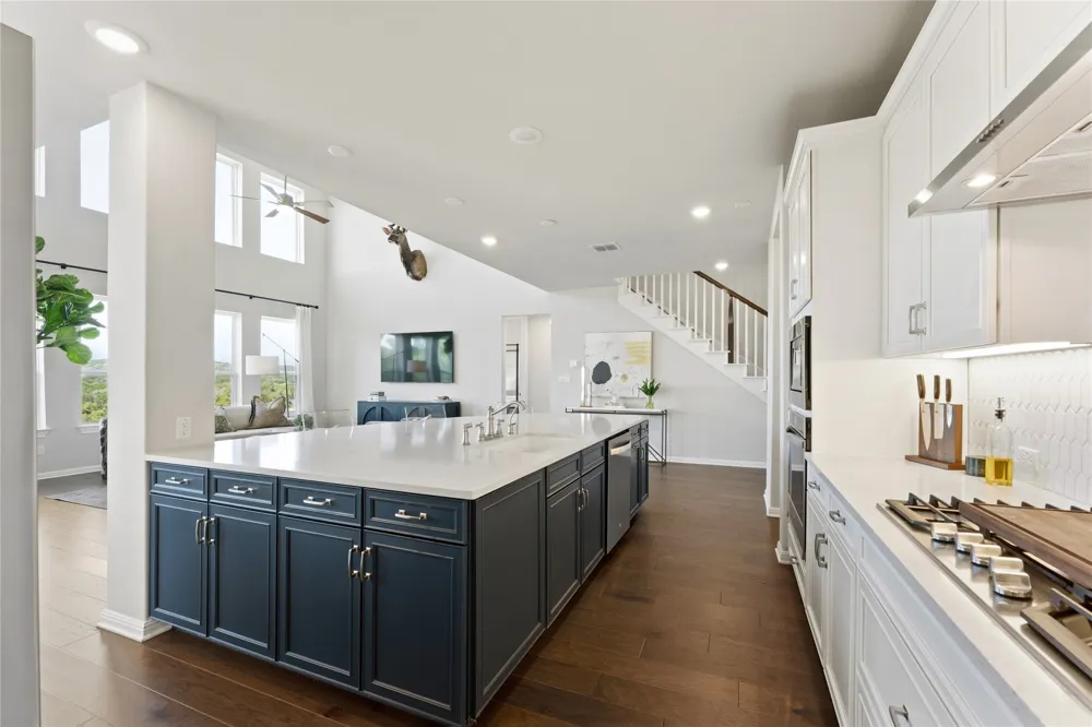 1825 Hazy Hills Loop Dripping Springs, TX 78620
