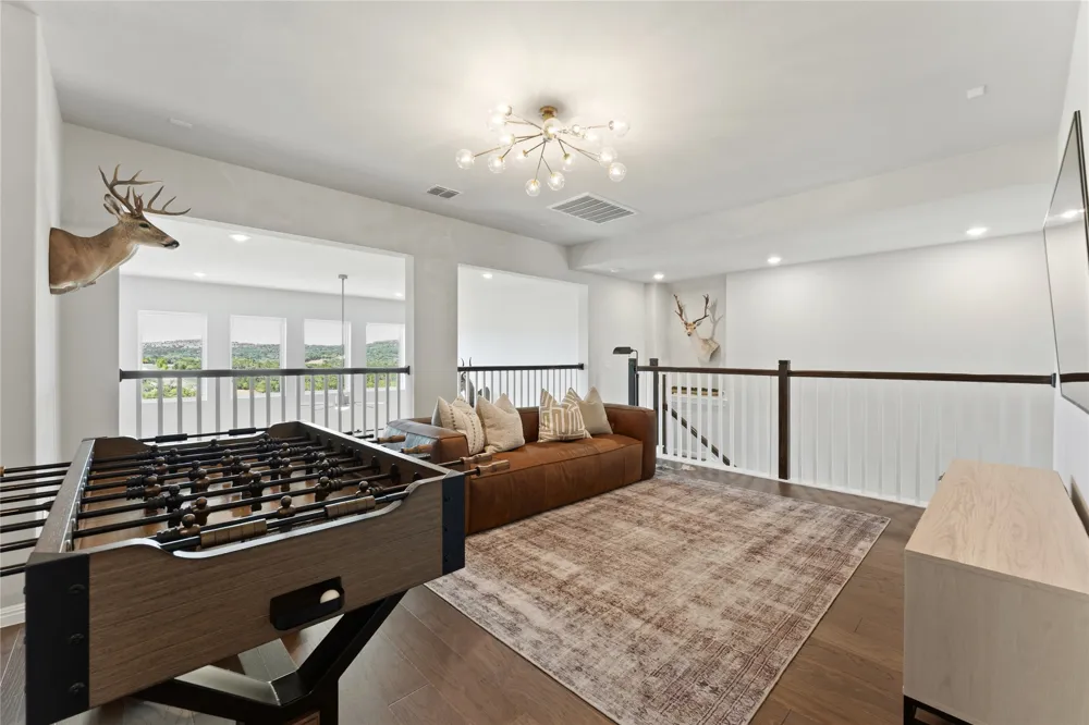1825 Hazy Hills Loop Dripping Springs, TX 78620
