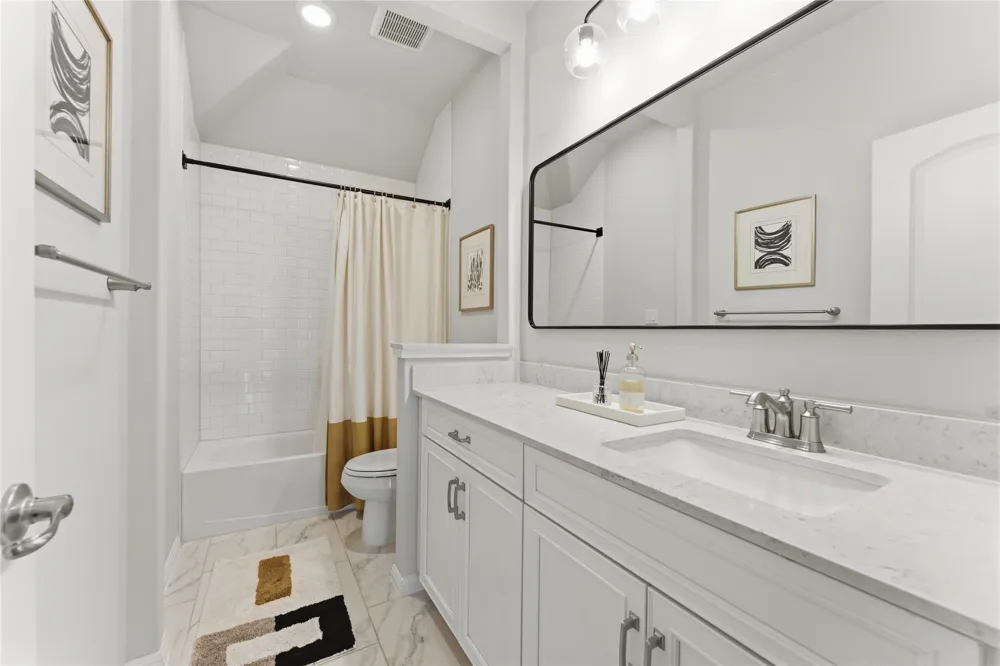 1825 Hazy Hills Loop Dripping Springs, TX 78620