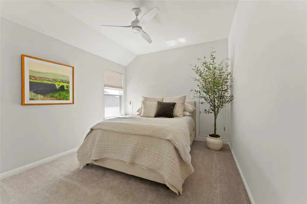 1825 Hazy Hills Loop Dripping Springs, TX 78620