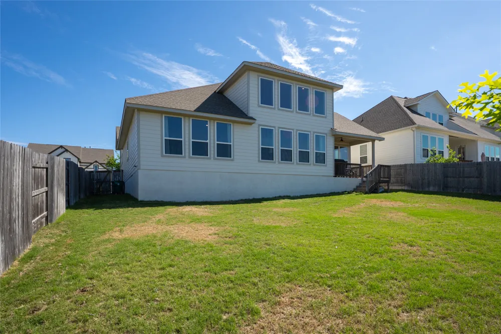 1825 Hazy Hills Loop Dripping Springs, TX 78620