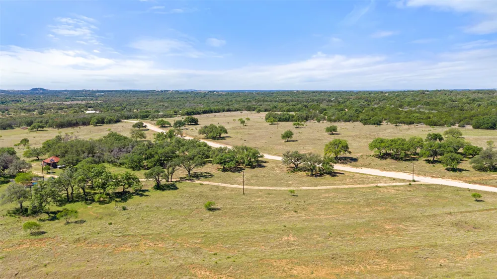 1318 Klett Ranch Road Johnson City, TX 78636