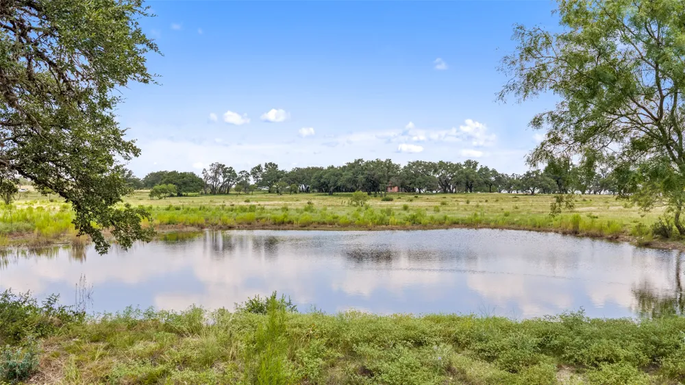 1318 Klett Ranch Road Johnson City, TX 78636