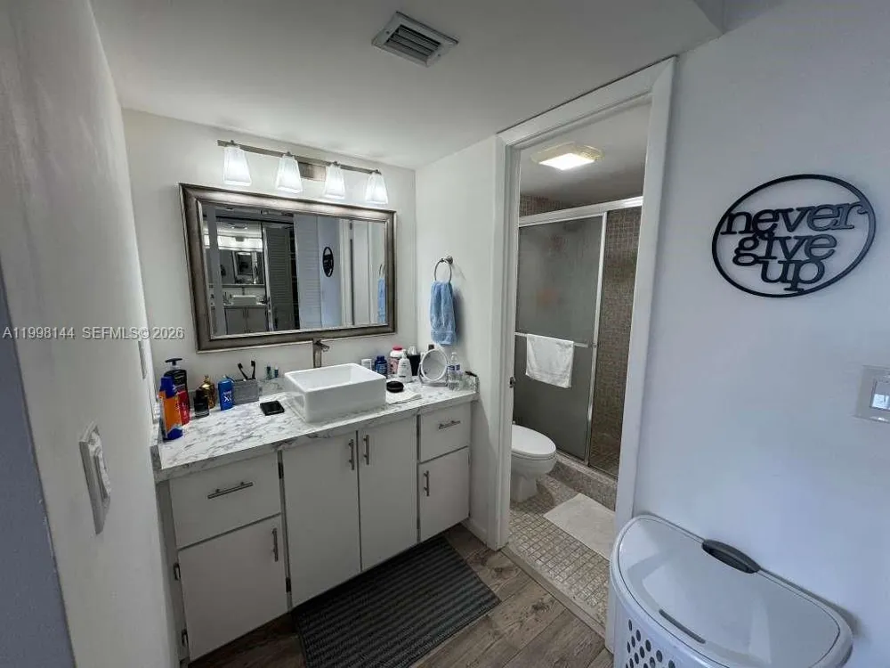 1200 Saint Charles Pl #321 Pembroke Pines, FL 33026