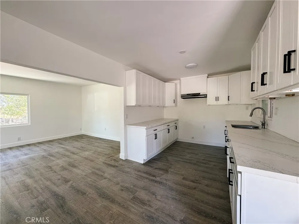 420 W K STREET Colton, CA 92324