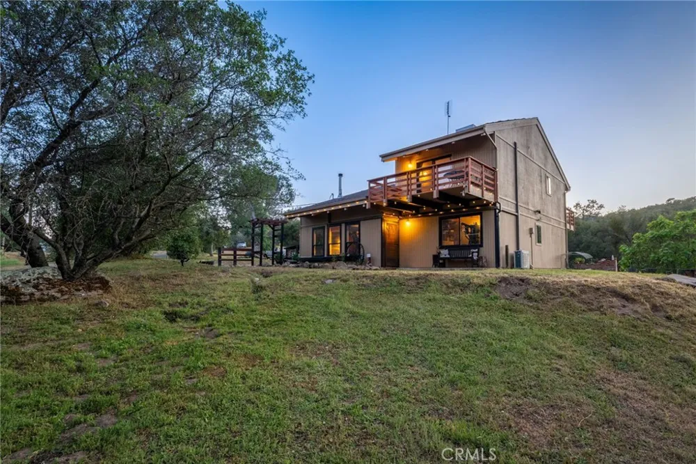 30088 Tioga Coarsegold, CA 93614
