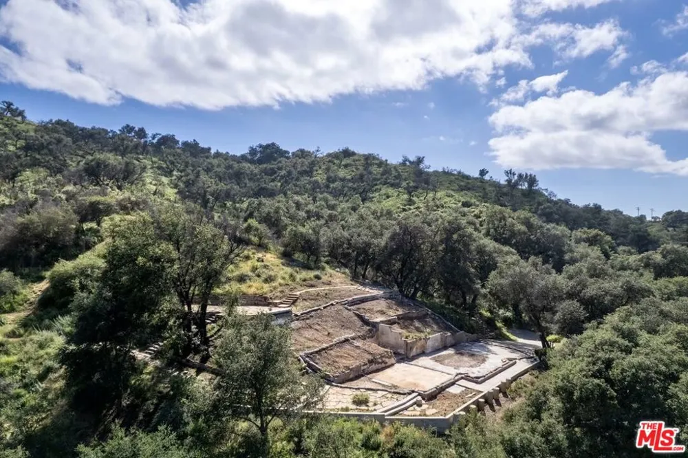 3463 Tuna Canyon Road Topanga, CA 90290