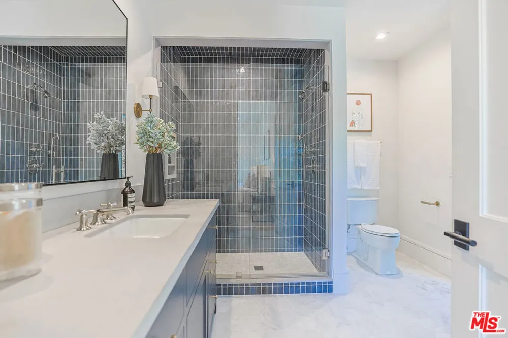 1072 Amalfi Drive Pacific Palisades, CA 90272