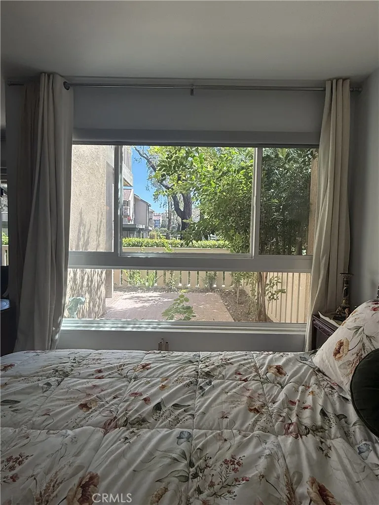 351 Chestnut Hill Court #16 Thousand Oaks, CA 91360